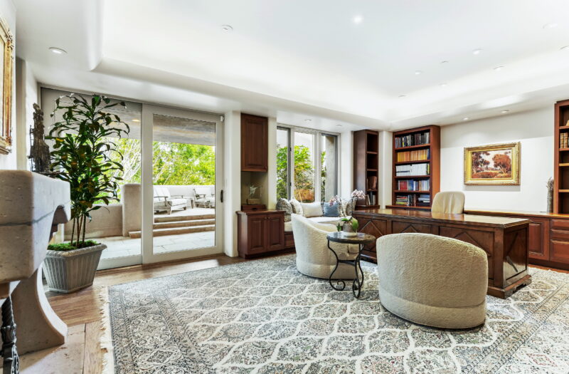 Library/Office